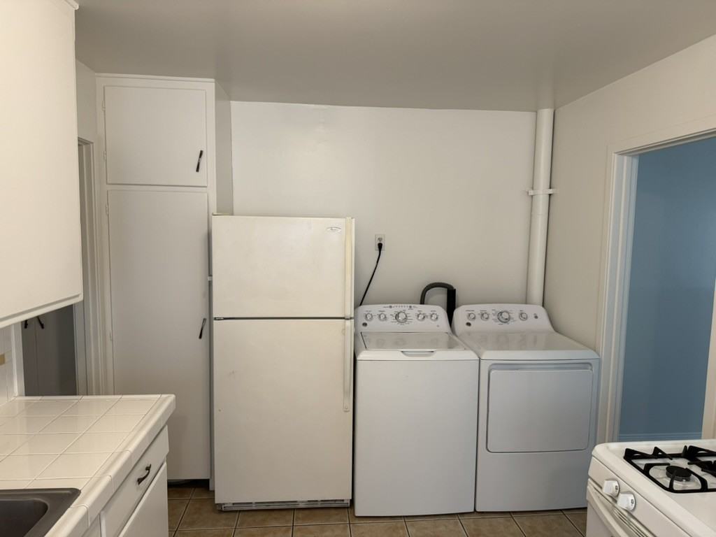 78 Oak St #78 - Photo 3 of 16