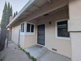 633 Easton Dr #NA - Photo 1 of 1