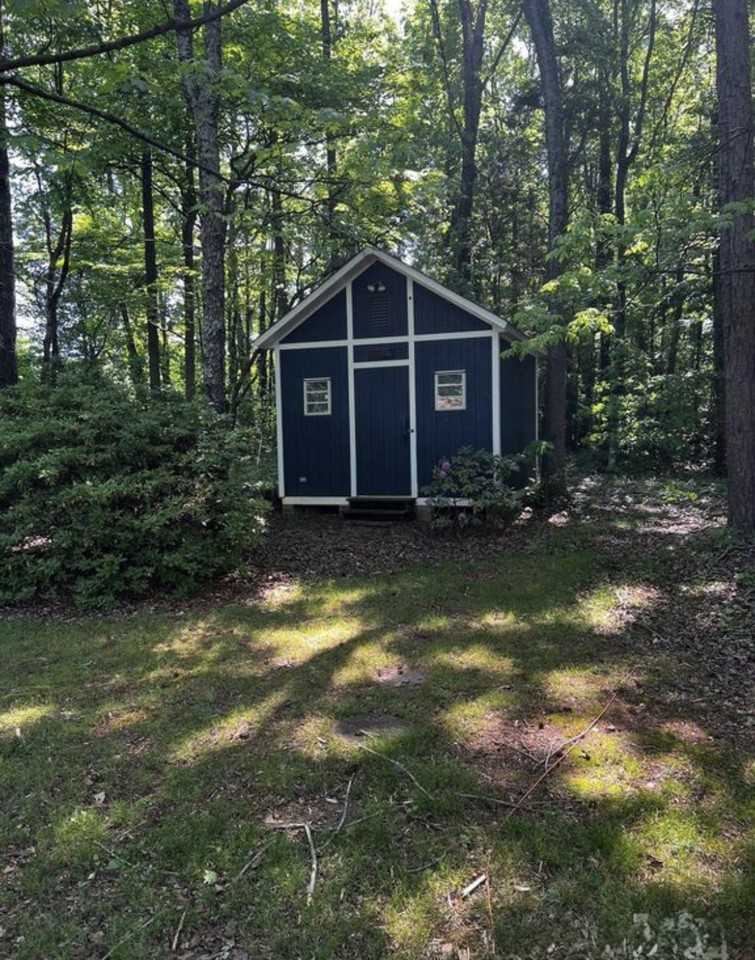 9426 Robert Burns Ct #NA - Photo 3 of 14