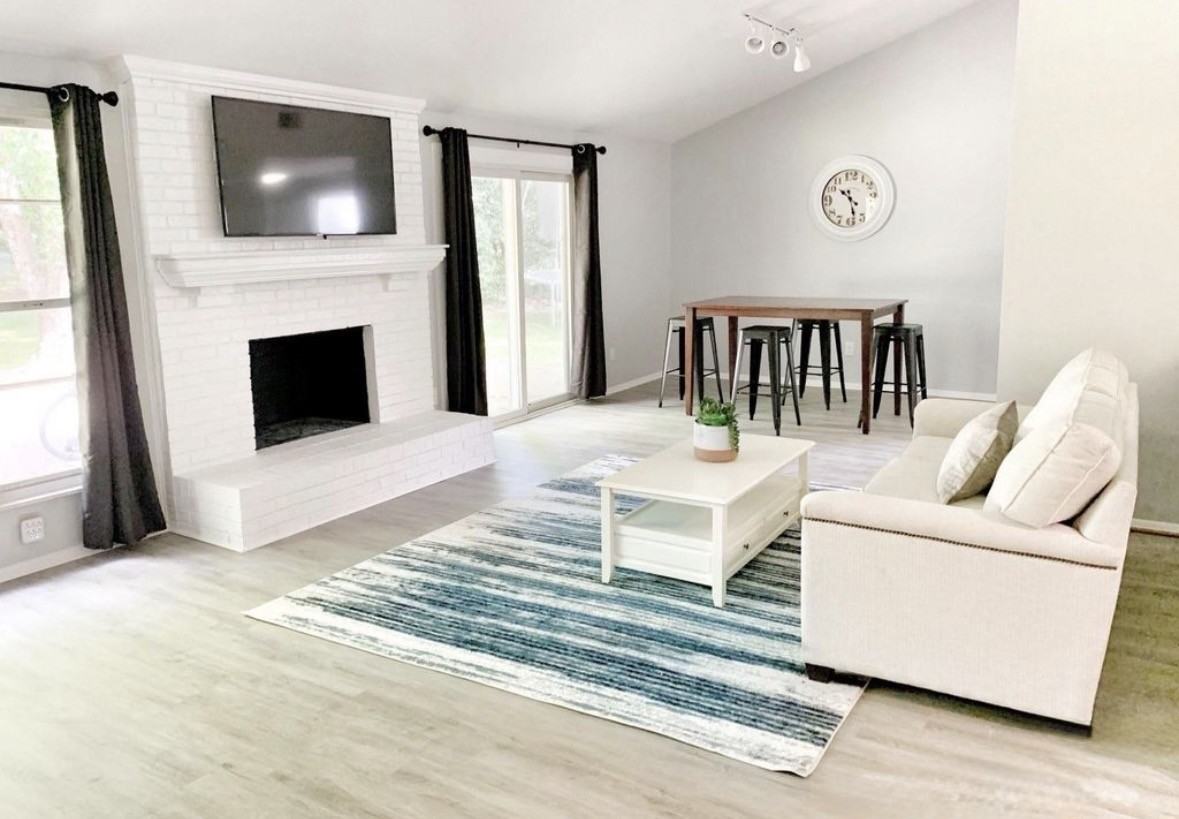 9426 Robert Burns Ct #NA - Photo 5 of 14