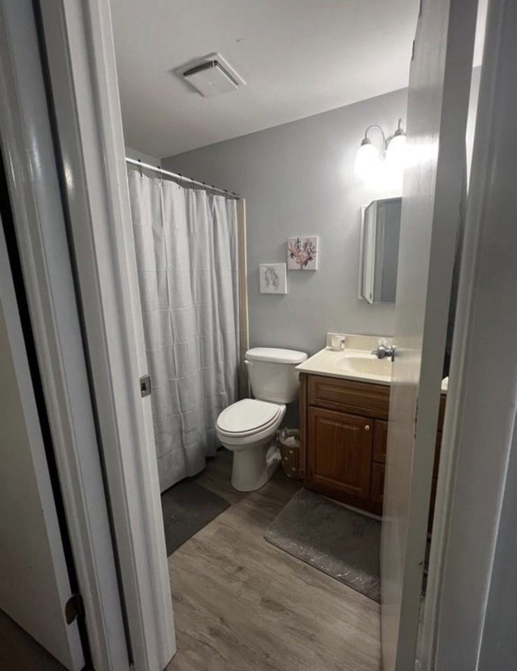 9426 Robert Burns Ct #NA - Photo 6 of 14