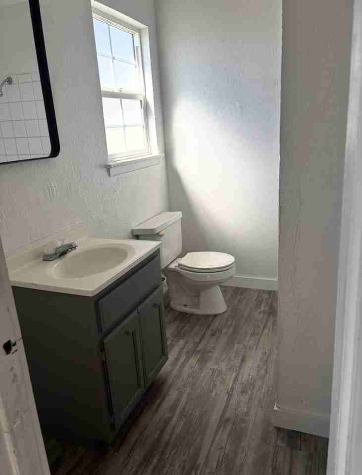 106 Avenue H #10 - Photo 4 of 7