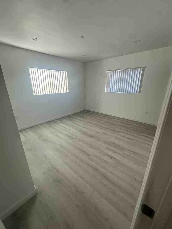 10938 1/2 Olinda St #NA - Photo 3 of 7