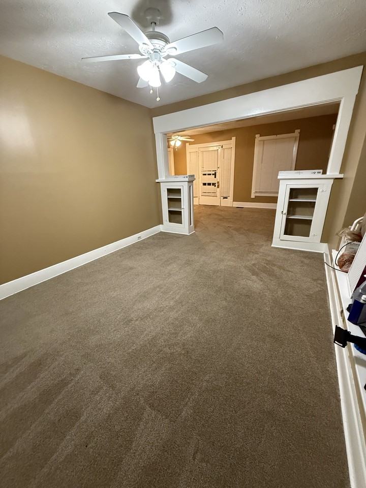 644 S 40th St #NA - Photo 4 of 24