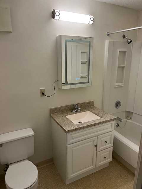 4 Cedar St #305 - Photo 5 of 5