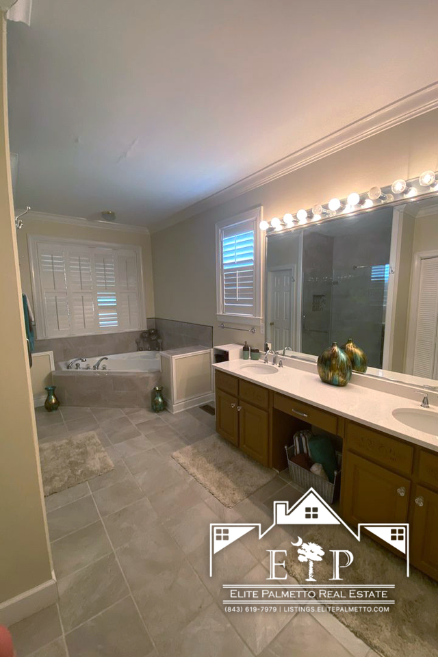 4201 Meadowbrook Ct - Photo 4 of 23