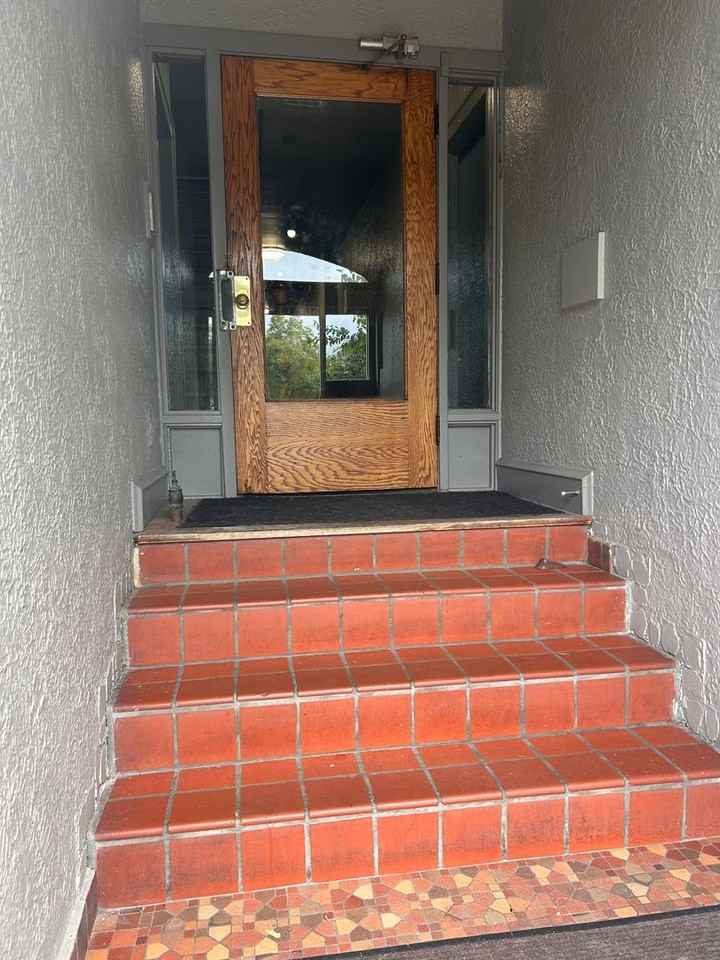 1922 1922 N. Palmer - 01 #01 - Photo 2 of 6