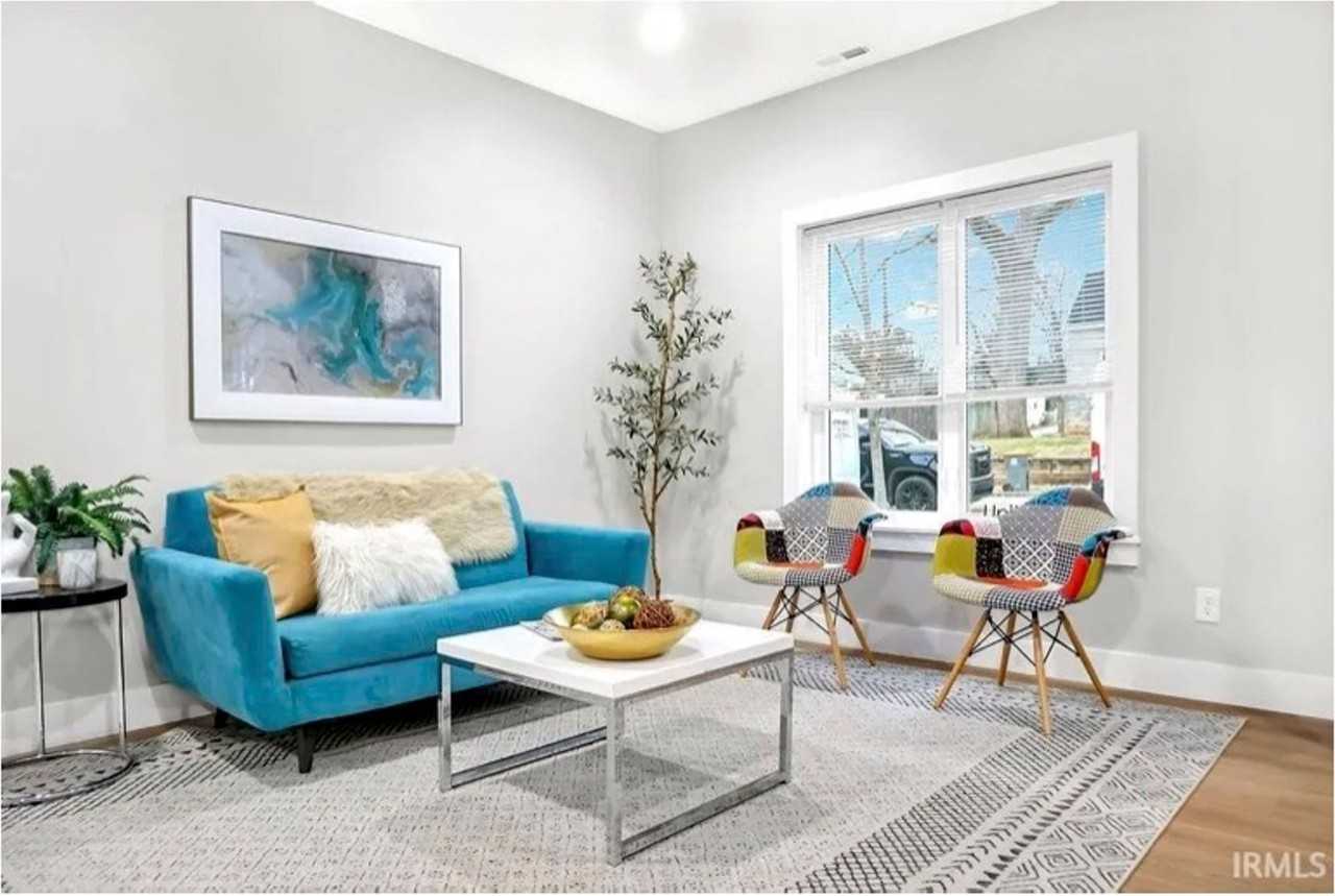 111 S Jefferson - Photo 3 of 16