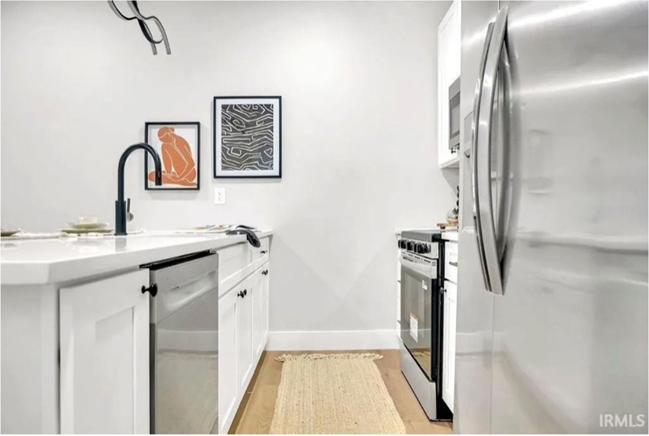 111 S Jefferson - Photo 7 of 16