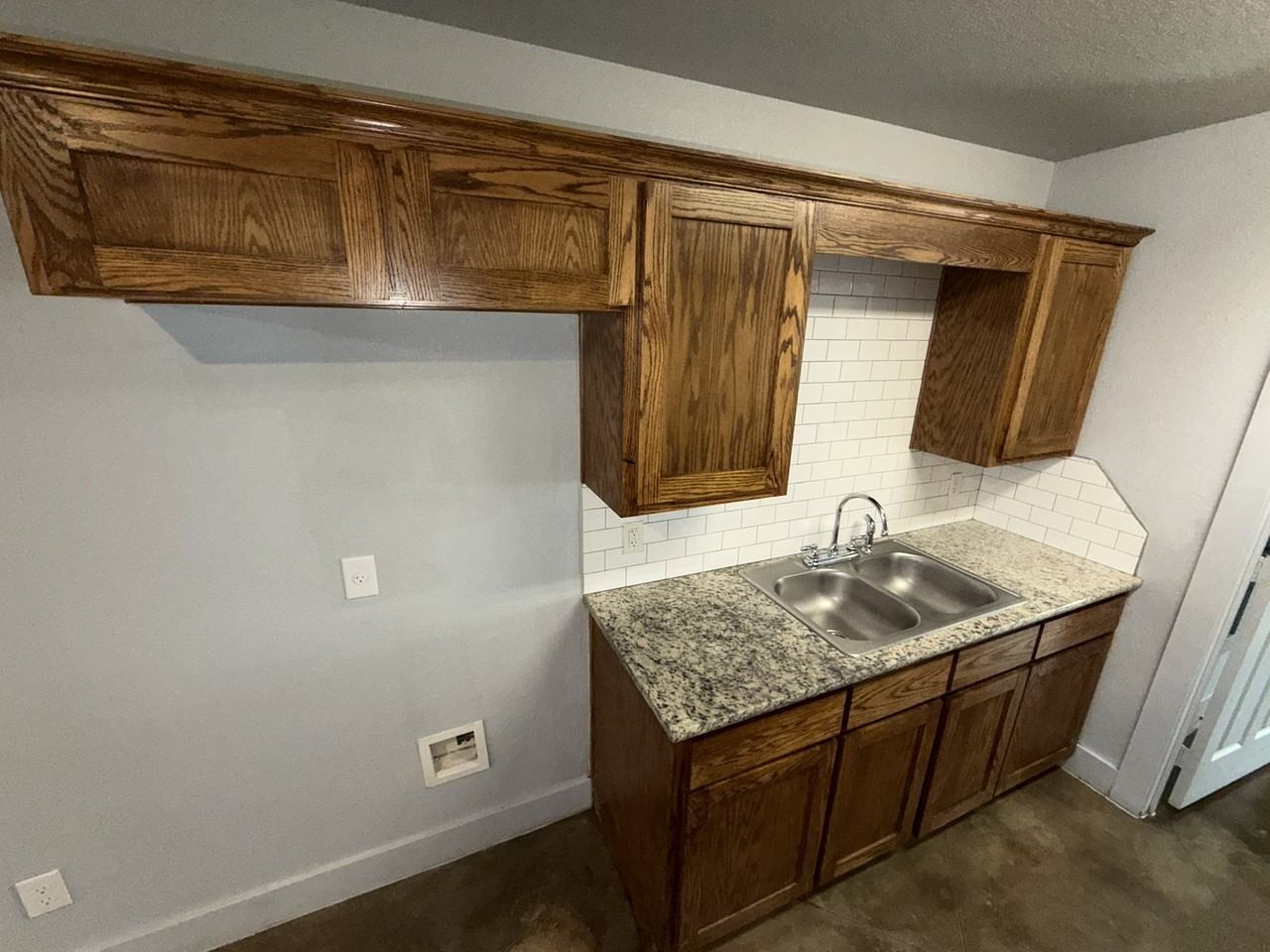 501 South 16th Street #B - Photo 3 of 6