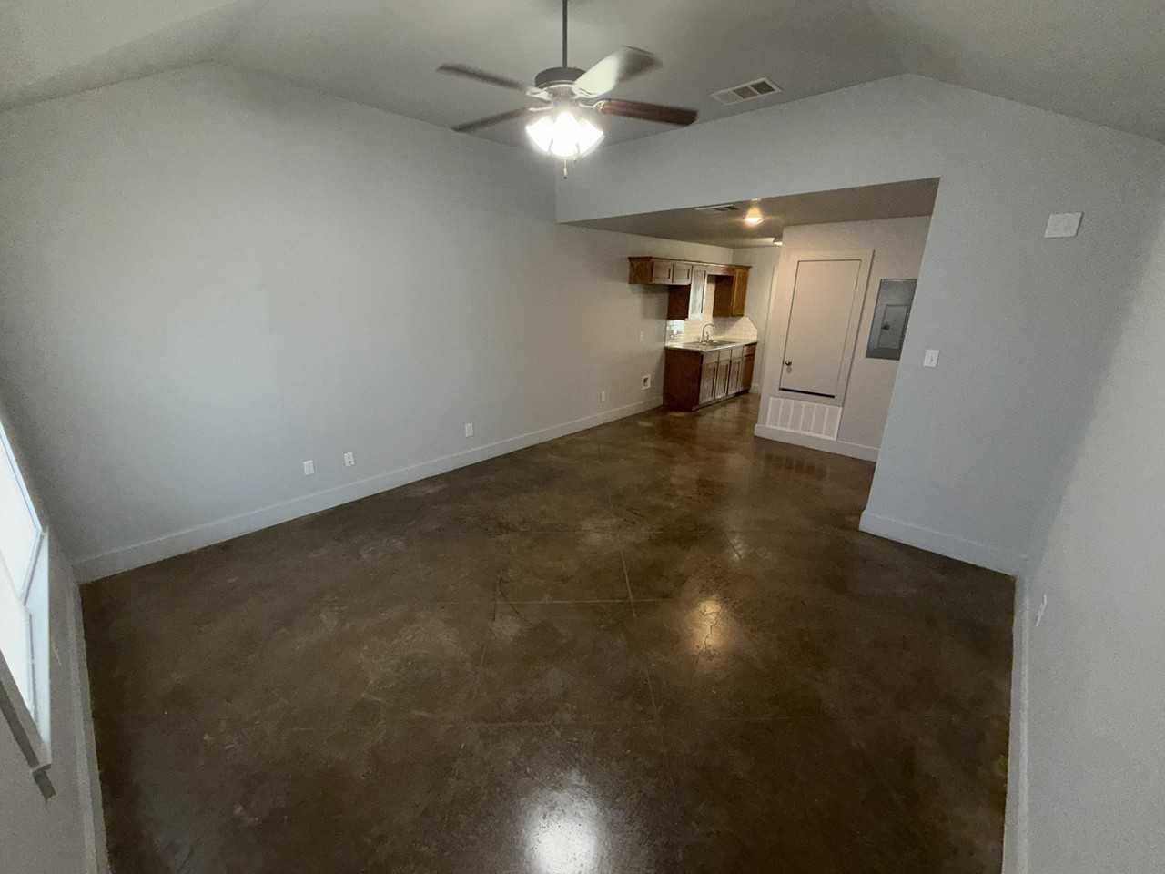 501 South 16th Street #B - Photo 4 of 6