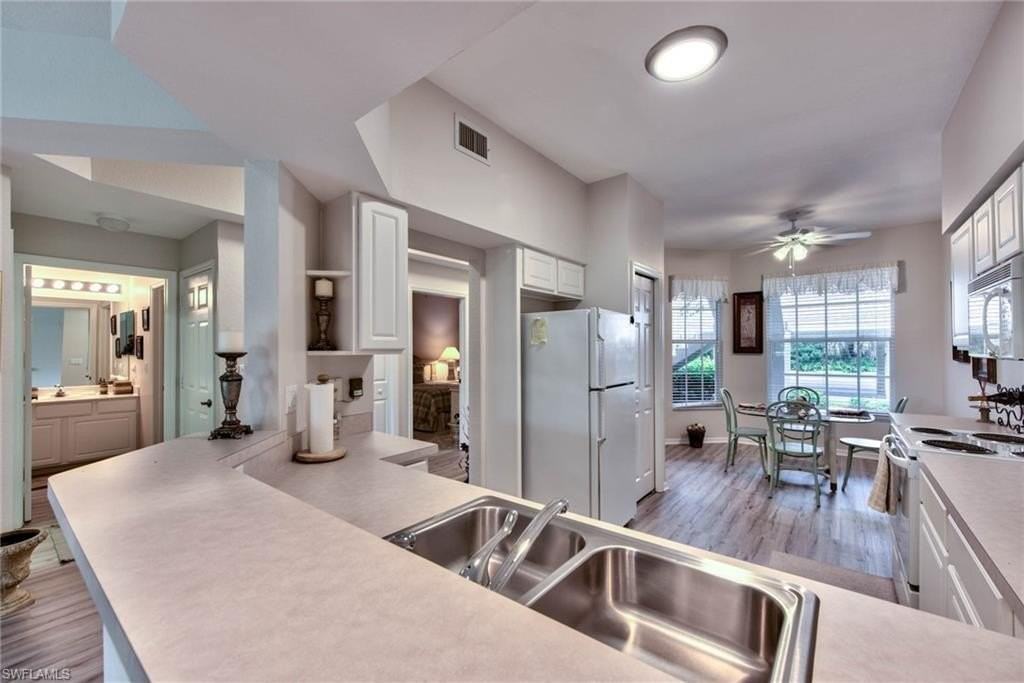 1970 Willow Bend Cir Unit 6-102 - Photo 6 of 26