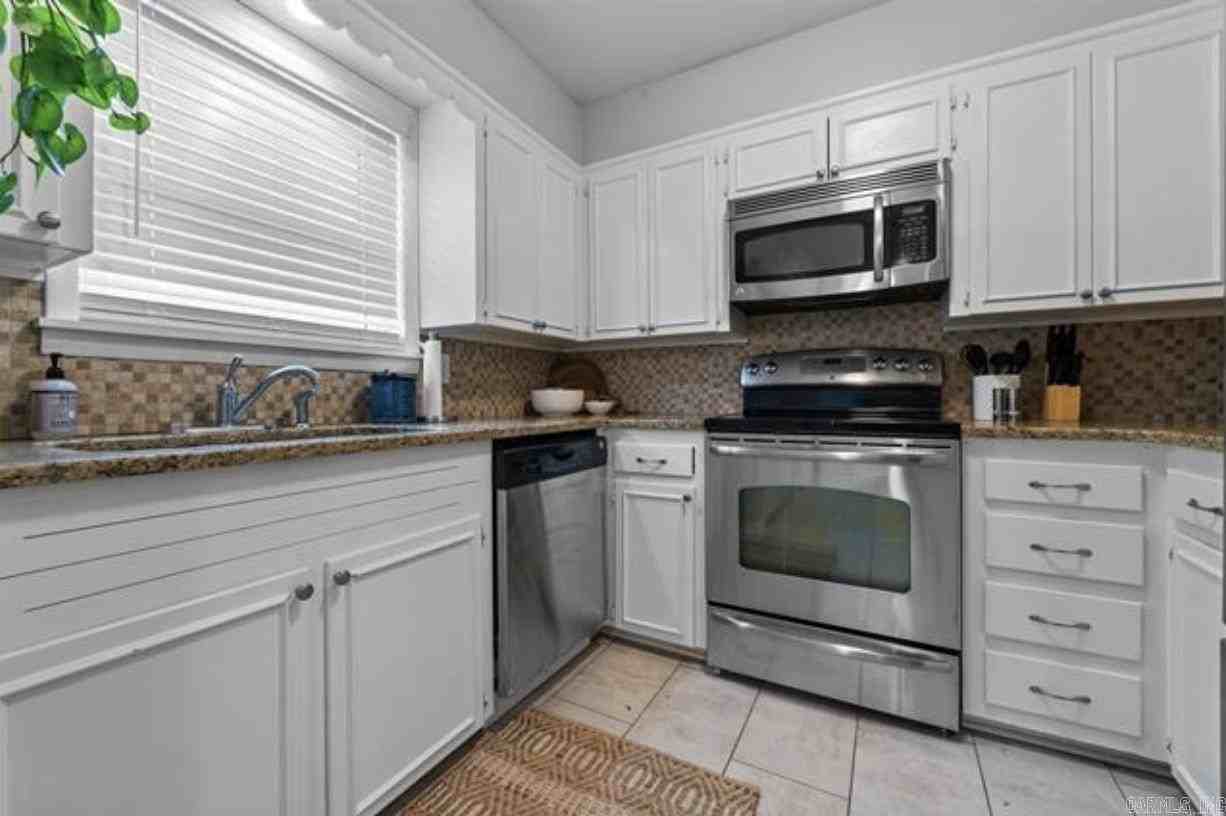 6505 Chippewa Dr - Photo 7 of 12