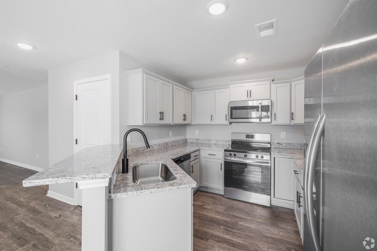 612 High River Dr - Photo 2 of 9