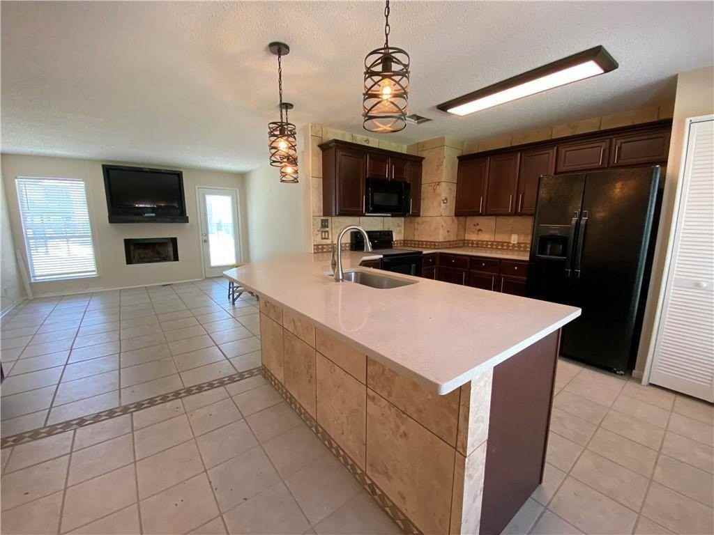 302 Saint Andrews St Apt 103e - Photo 3 of 9