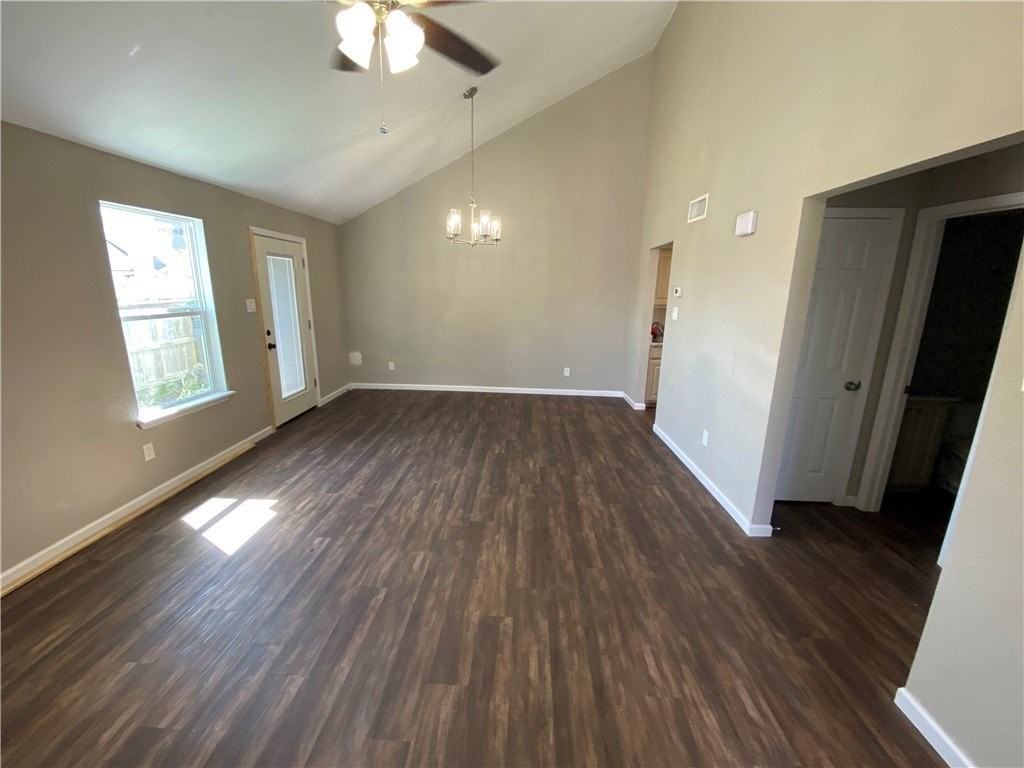 7252 The Mansions Dr #D3 - Photo 4 of 24