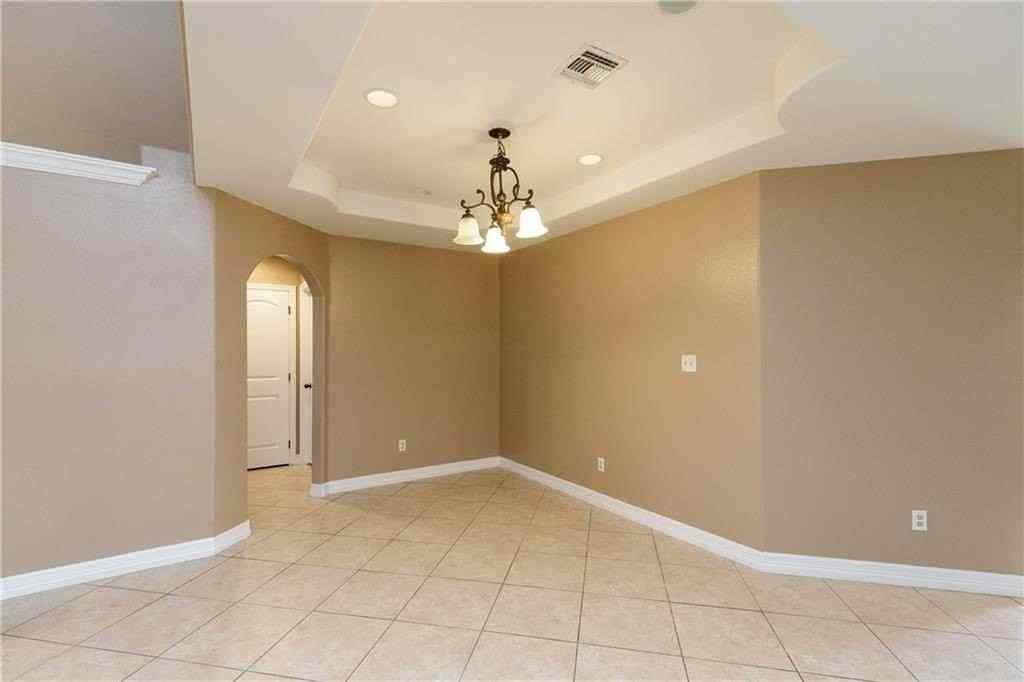 6109 Queen Jane St - Photo 5 of 16