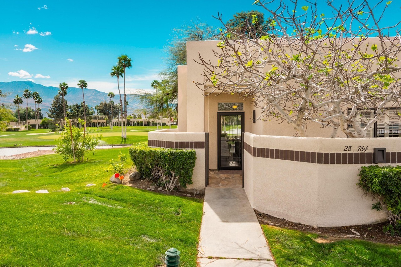 28764 Taos Ct - Photo 3 of 30