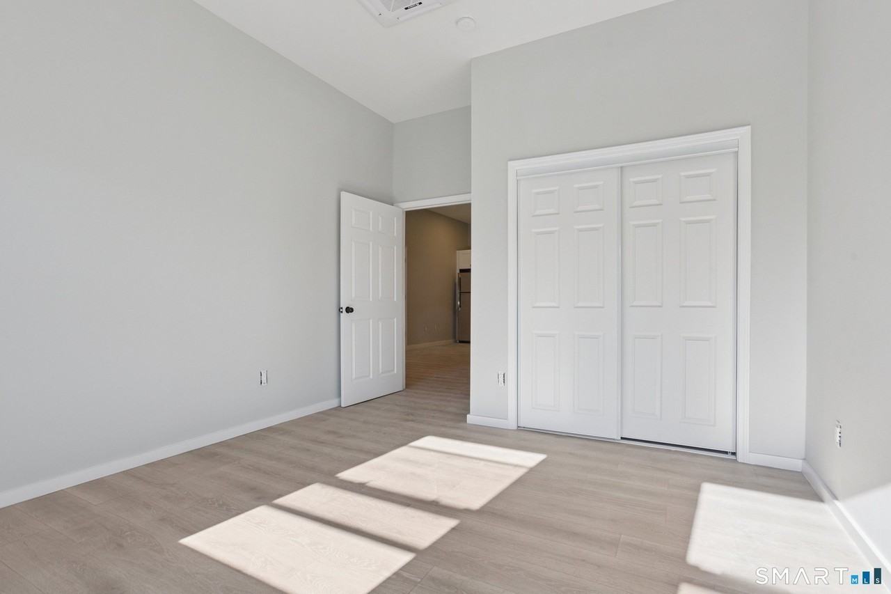 215 Bank St #2 - Photo 6 of 25