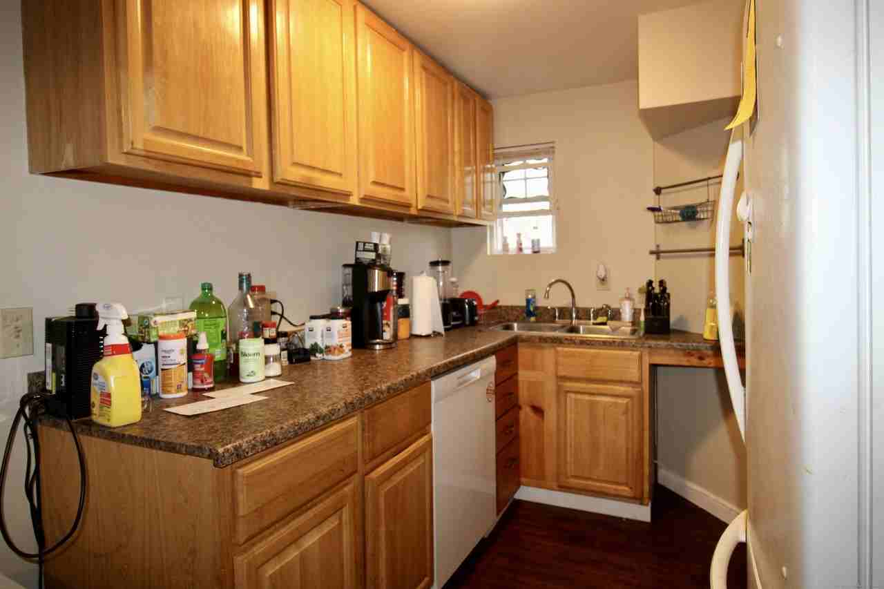 38 Denison Ave Apt 2 - Photo 4 of 12