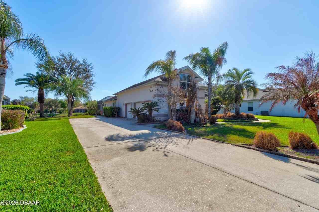 6101 Sanctuary Garden Blvd - Photo 5 of 31