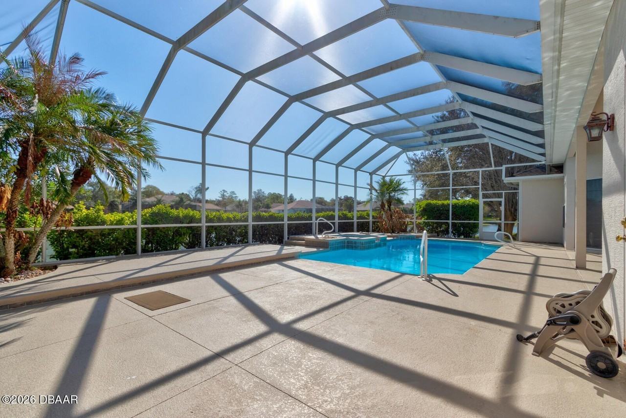 6101 Sanctuary Garden Blvd - Photo 7 of 31