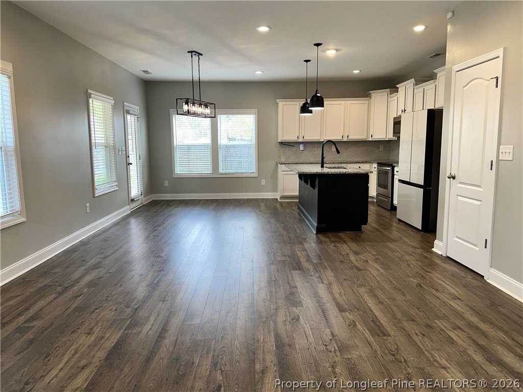 137 Ledford Ave - Photo 6 of 20