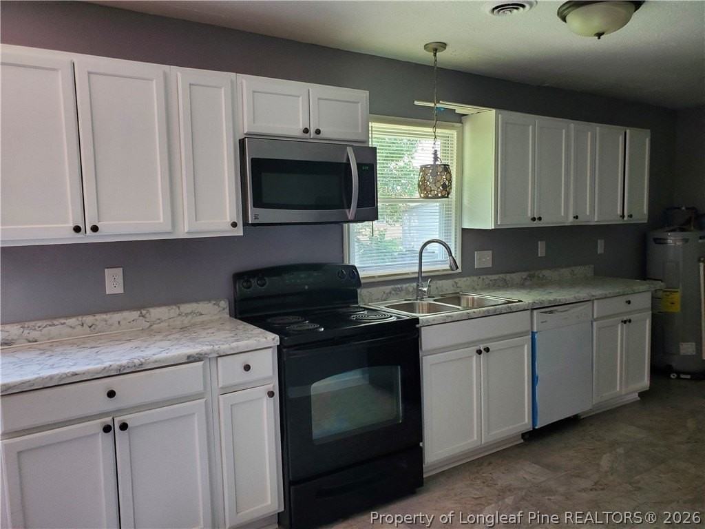 724 Spruce St - Photo 4 of 13