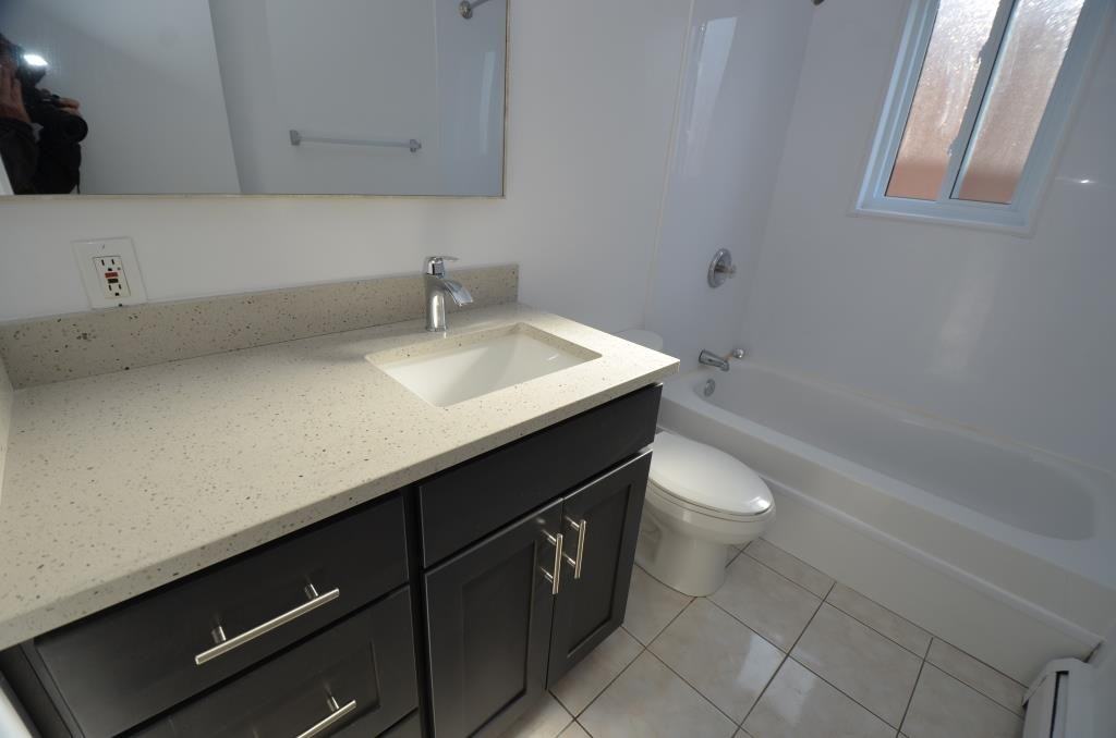 567 Ontario Street #3 - Photo 7 of 16