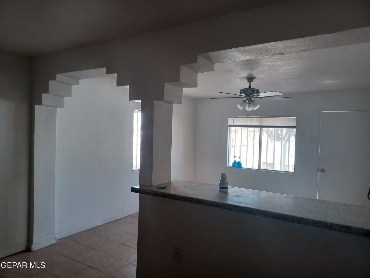 809 Delhi Dr - Photo 6 of 17