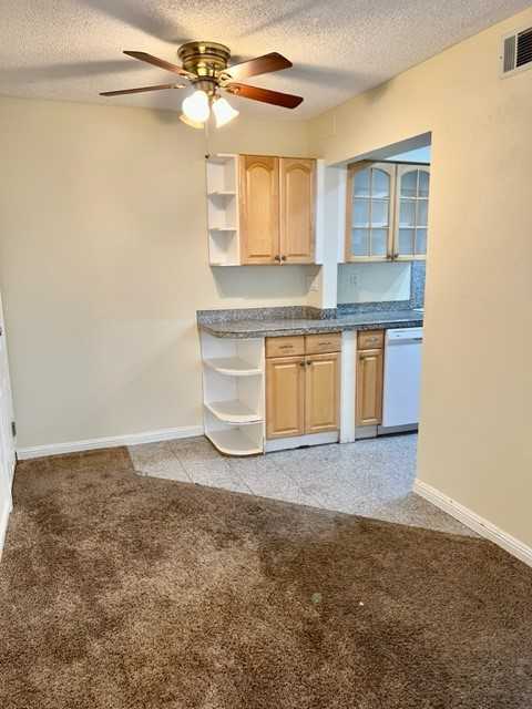 1435 Del Rio Cir #1 - Photo 6 of 17