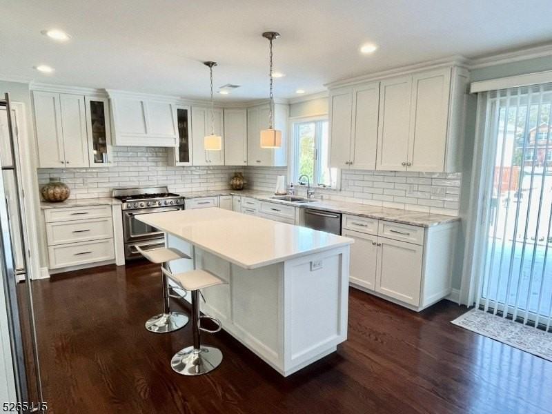 126 Mckinley Ave - Photo 5 of 33