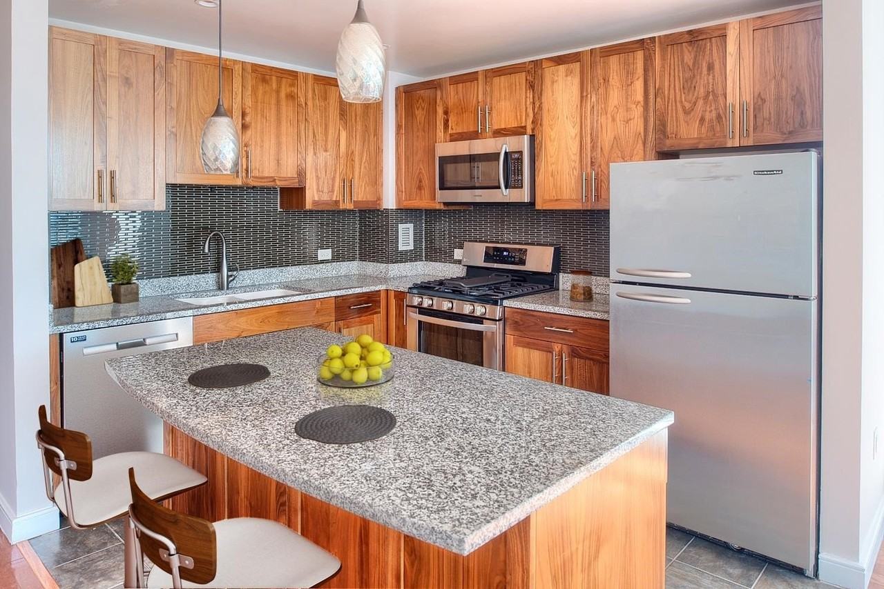 20 Newport Pkwy #2112 - Photo 2 of 19