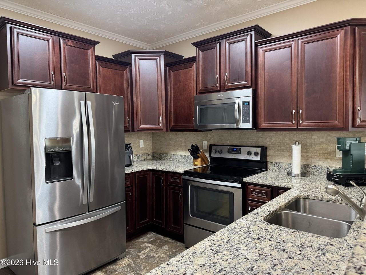 208 Trophy Ridge Dr - Photo 6 of 18