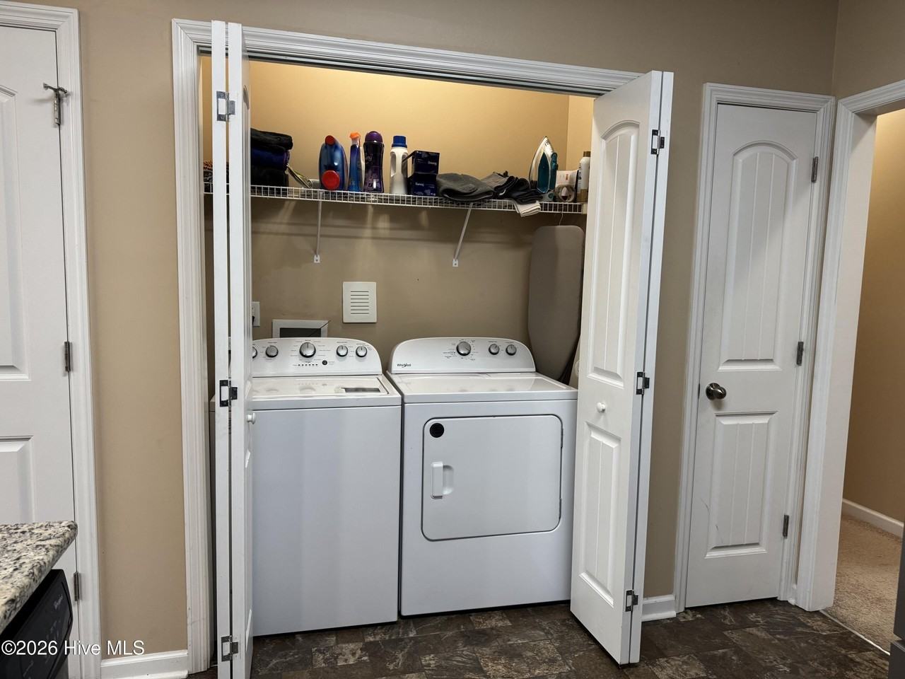 208 Trophy Ridge Dr - Photo 7 of 18