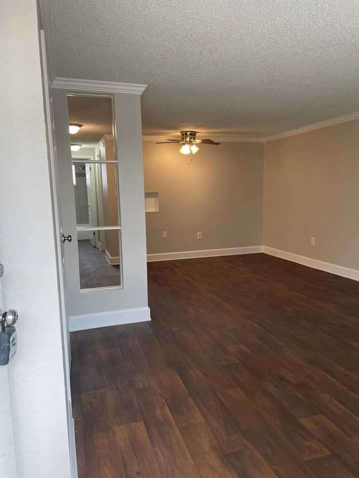 Swedish Plaza - Photo 4 of 25