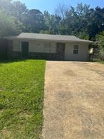 featured image of 3004 Walker St #1