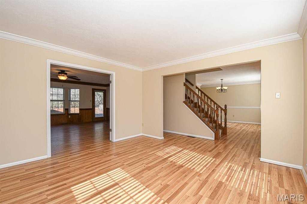 612 Log Hill Ct - Photo 4 of 34