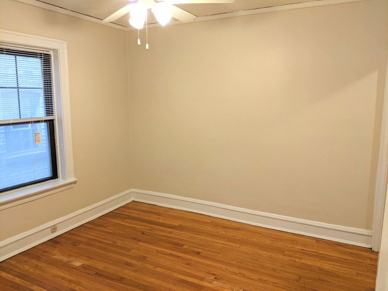 952 Forest Ave - Photo 7 of 8