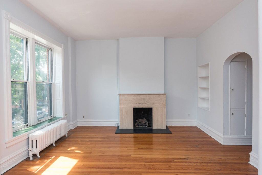 1849 N Lincoln Ave - Photo 3 of 8