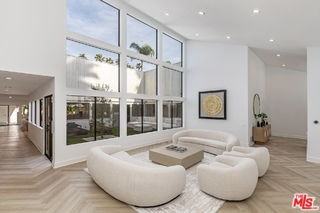 624 N Beverly Dr - Photo 2 of 8