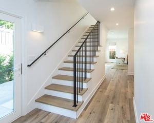 502 Huntley Dr - Photo 3 of 8