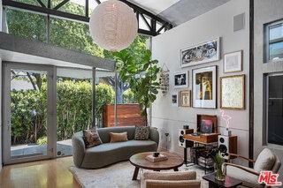 8735 Dorrington Ave - Photo 3 of 8