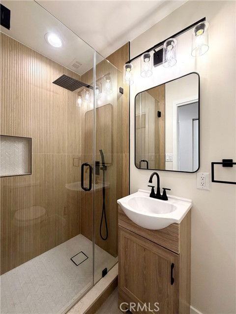 3548 Corinth Ave - Photo 7 of 8