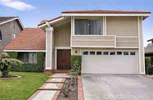 featured image of 46 Christamon S