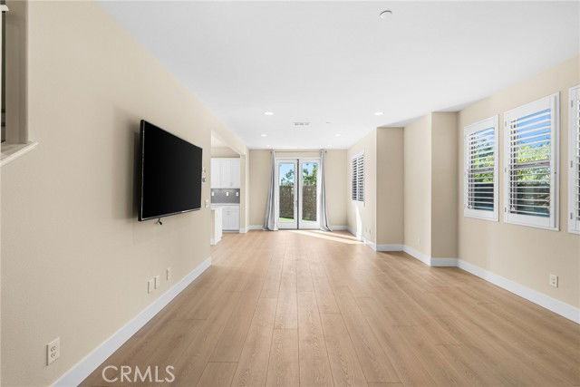 102 Marisol St - Photo 2 of 8