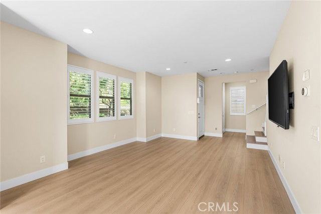 102 Marisol St - Photo 5 of 8