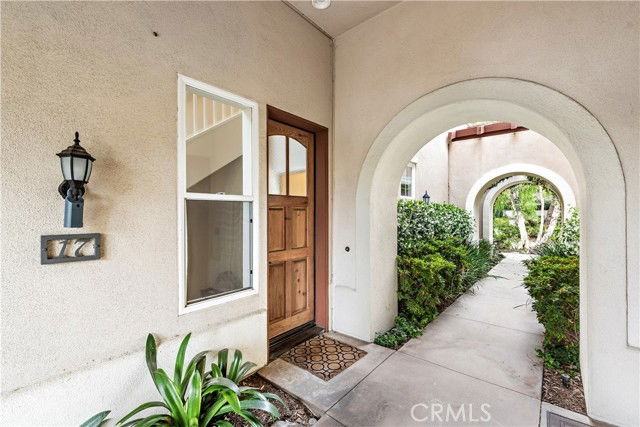 17 Roma Ct - Photo 2 of 8