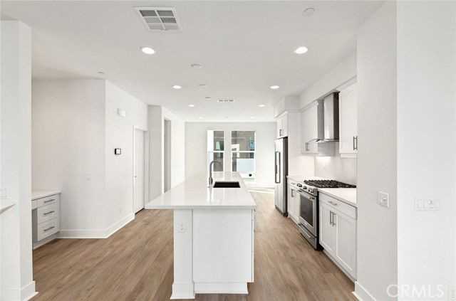 1684 Topanga - Photo 5 of 8