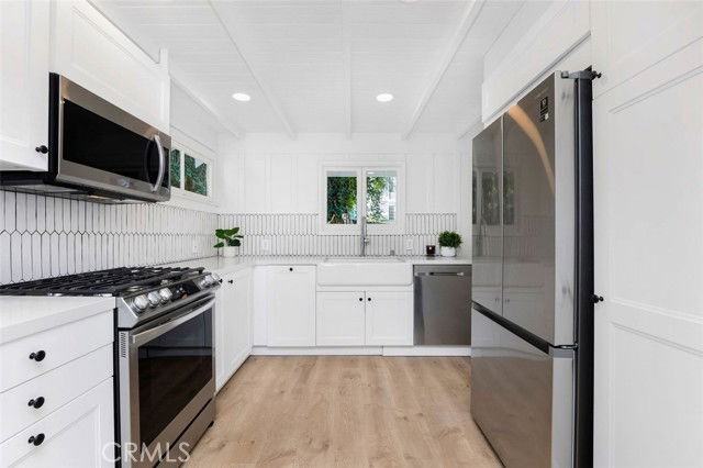 624 Emerald St - Photo 5 of 8